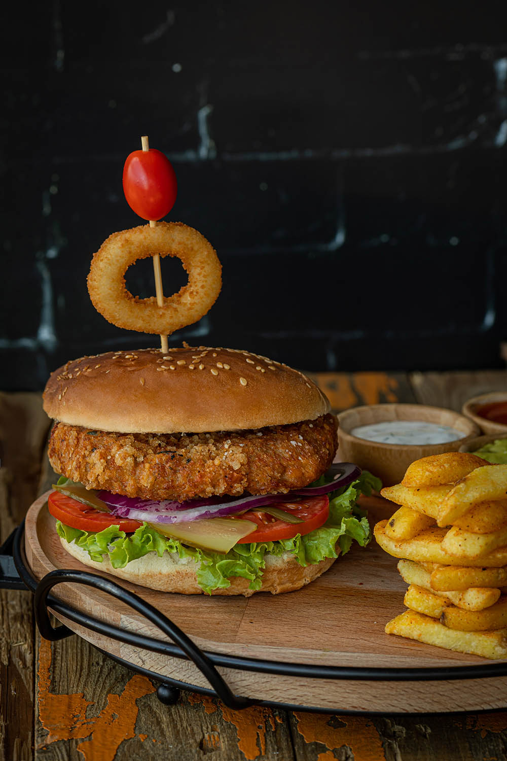 CHIKEN BURGER